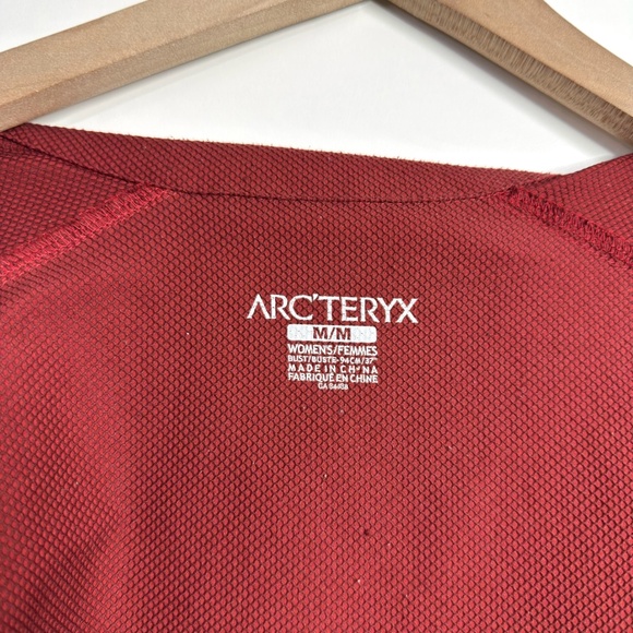 ARC'TERYX Vintage Full Zip Windbreaker - Picture 11 of 12